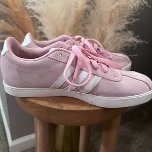 Pink Adidas Ortholite Float - women’s size 8.5 ✨💕 great condition!